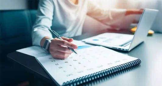 Aprenda a criar um calendário de conteúdo com base em dados reais